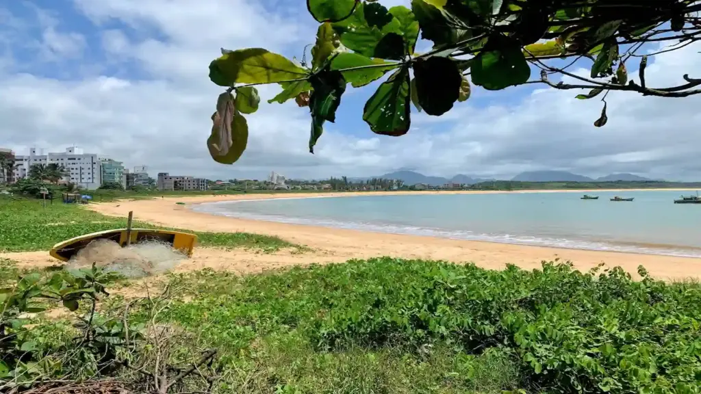 Praia de Guaibura Enseada Azul, Guarapari Praias menos lotadas em Guarapari para conhecer fora da alta temporada