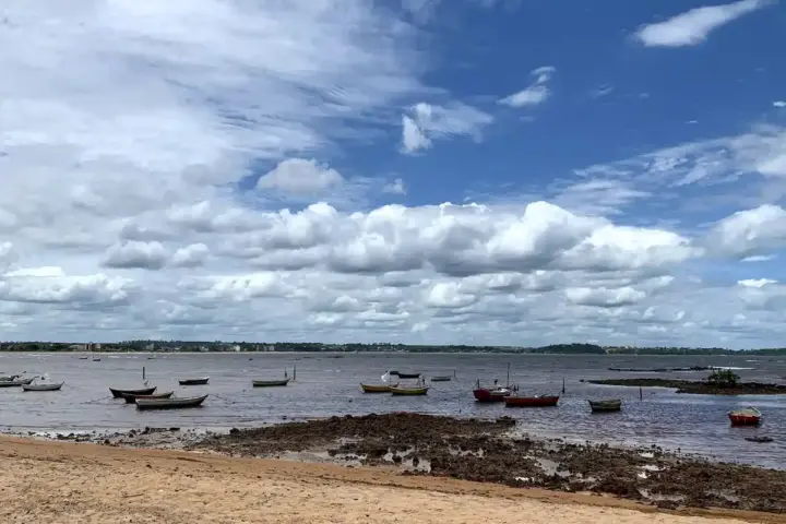 Praias da Serra: guia completo do litoral do município