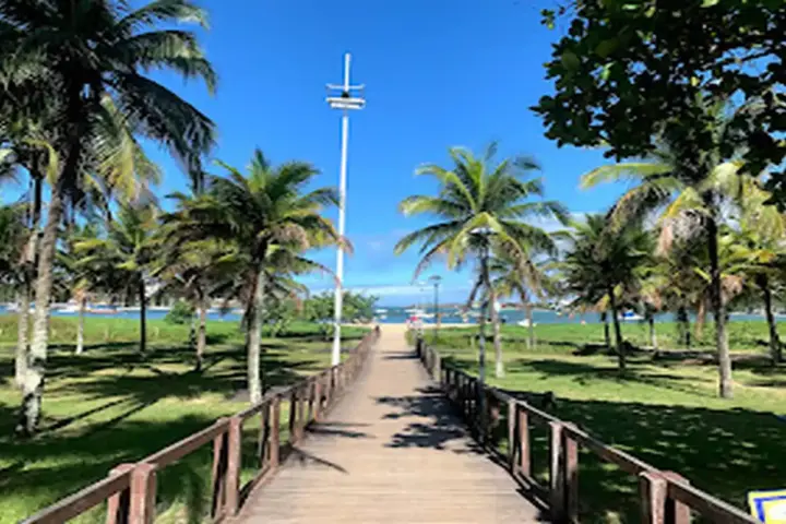 Praias perto do Aeroporto de Vitória: opções práticas